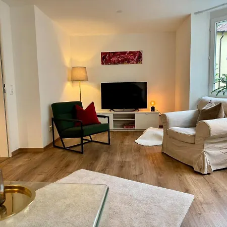 アパート Der Platzhirsch - Design-apartment In Gruener Oase *