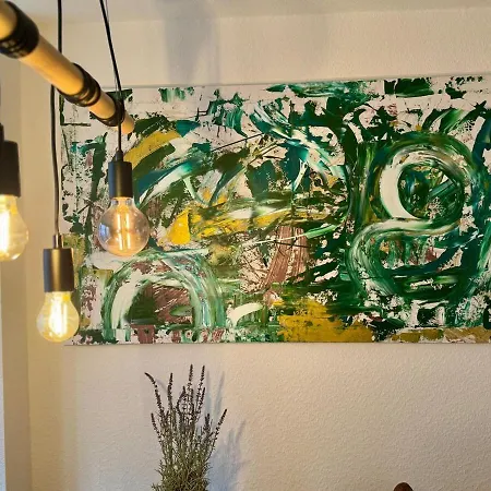 Der Platzhirsch - Design-apartment In Gruener Oase フライブルク